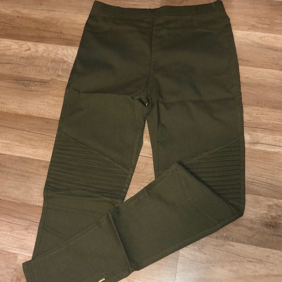 New Mix Pants & Jumpsuits Army Green Moto Pants Zipper At The Ankle Poshmark